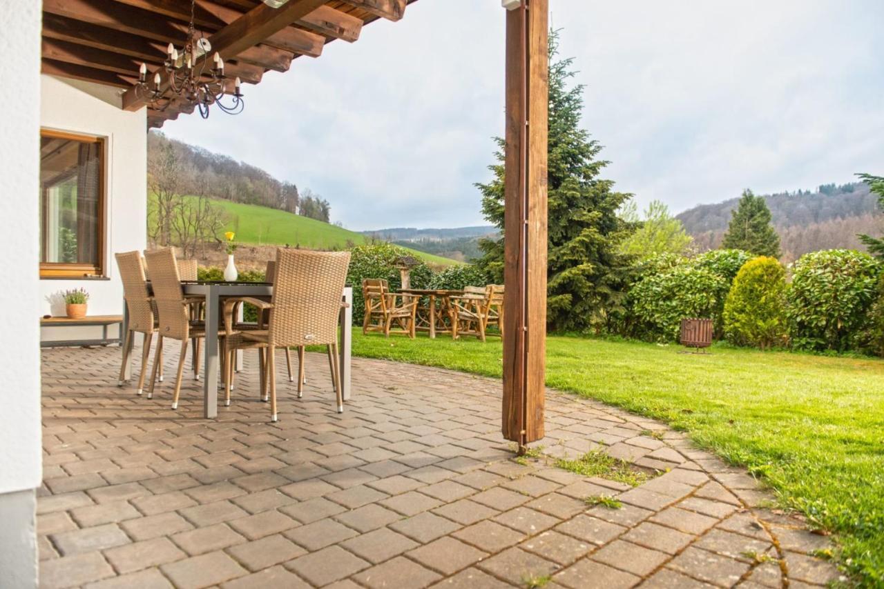 Ferienhaus Rothaarblick Schmallenberg Exterior foto